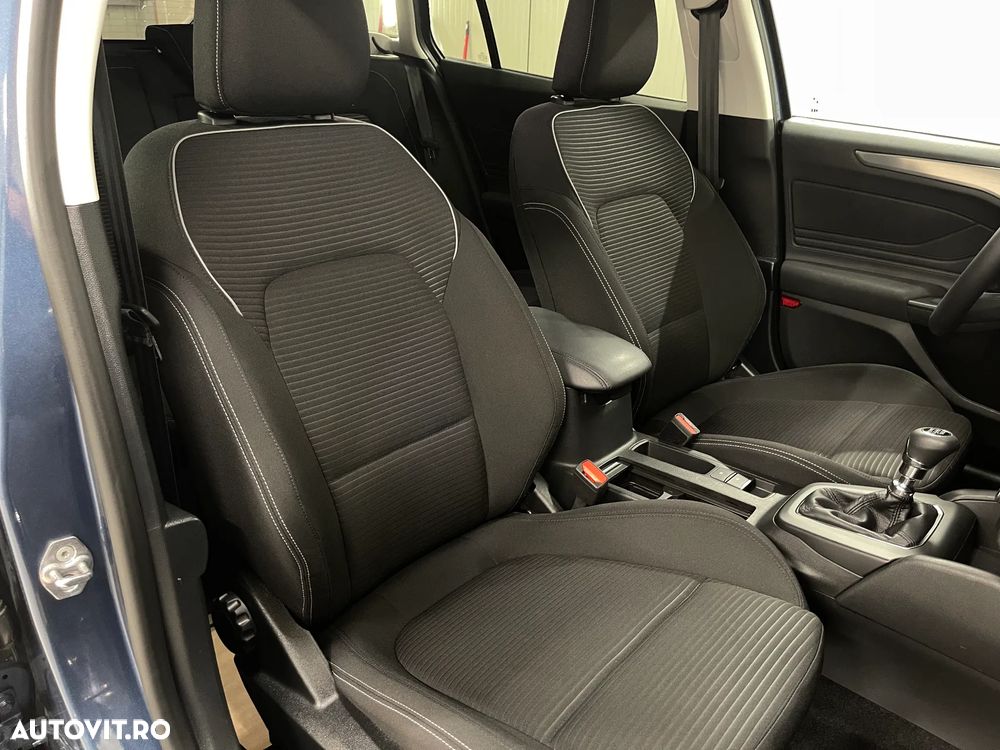 Ford Focus 1.0 EcoBoost MHEV Titanium - 10