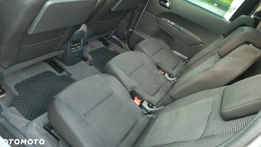 Peugeot 5008 2.0 HDi Family - 8