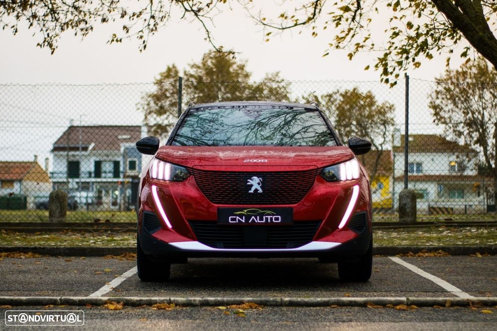 Peugeot e-2008 50 kWh GT - 4