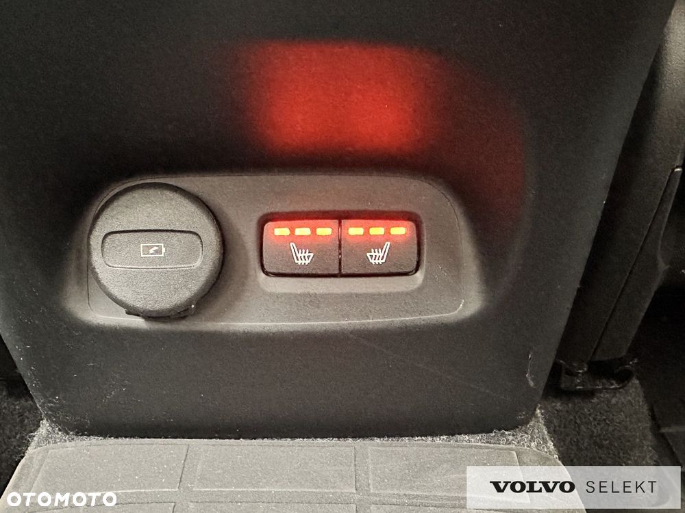 Volvo XC 40 - 19