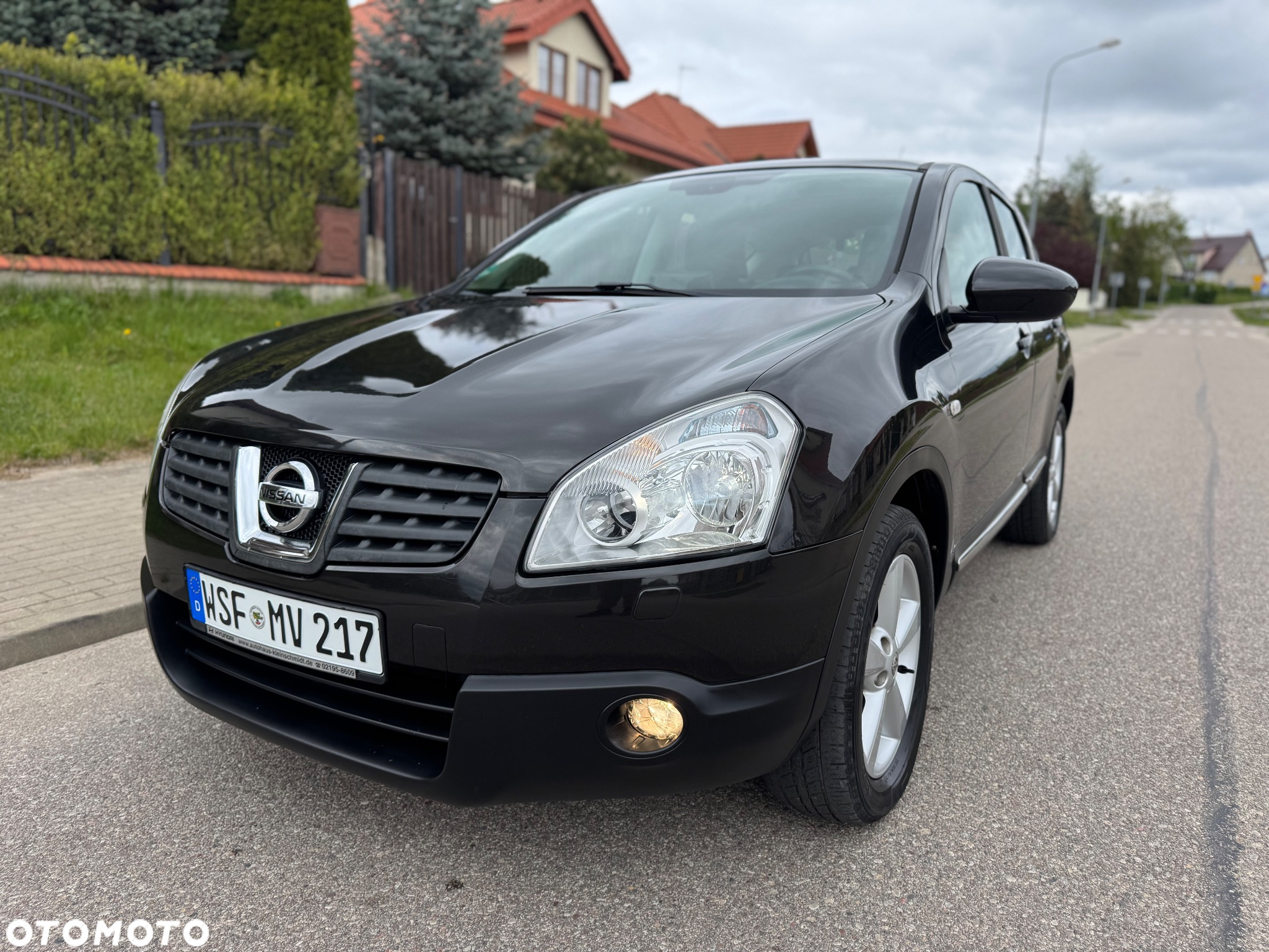 Nissan Qashqai 2.0 4x4 Tekna Premium - 2