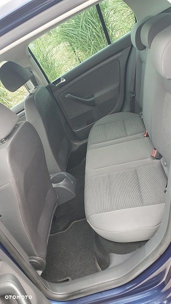 Volkswagen Golf - 13