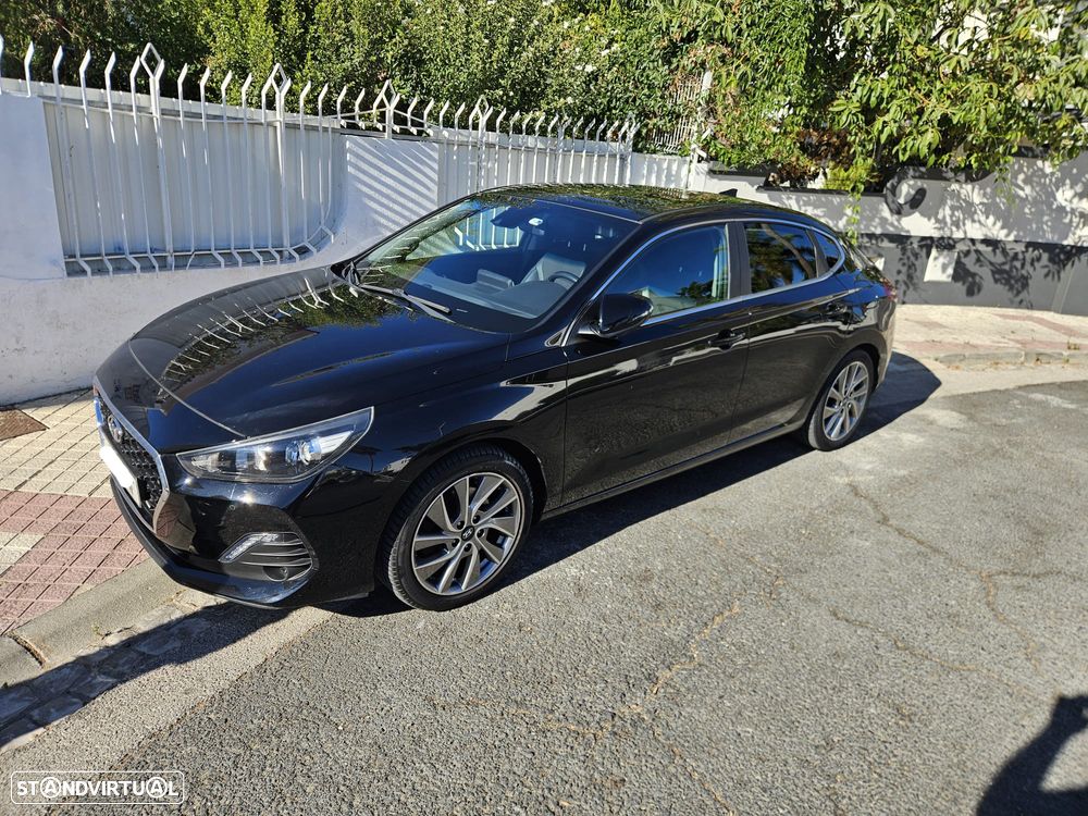 Hyundai i30 Fastback 1.0 T-GDi Style+Sens.Frt.+CI - 1