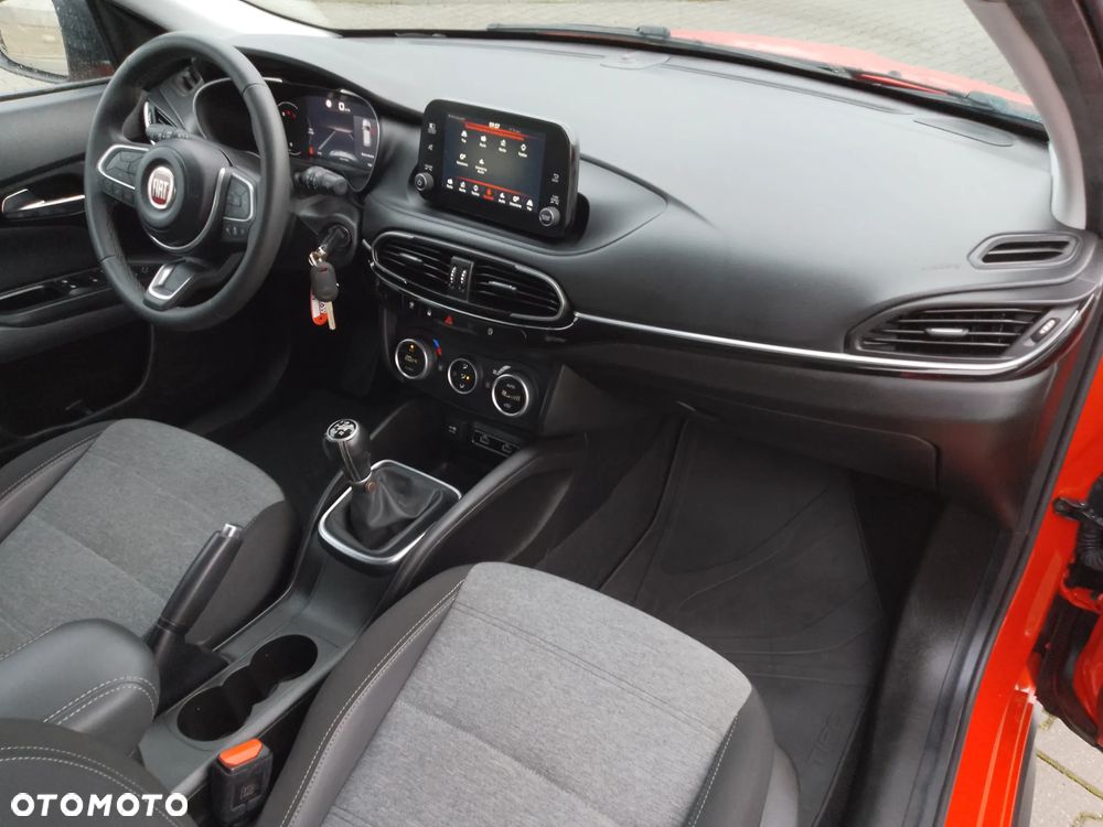 Fiat Tipo 1.0 T3 - 15