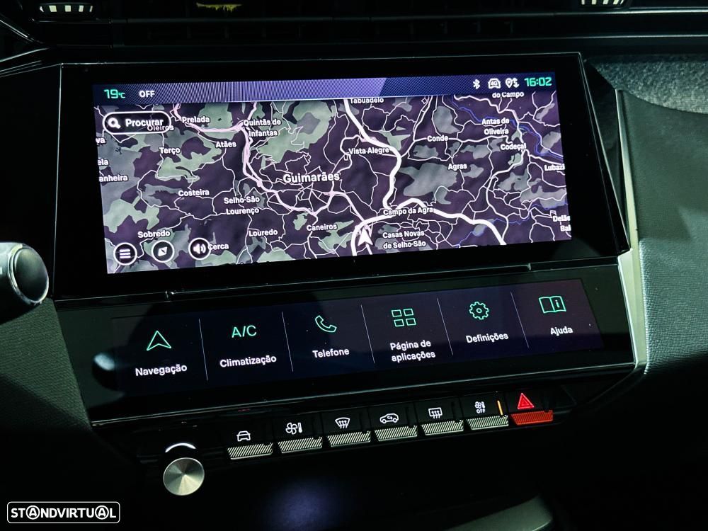 Peugeot 408 1.2 PureTech Allure Pack EAT8 - 32