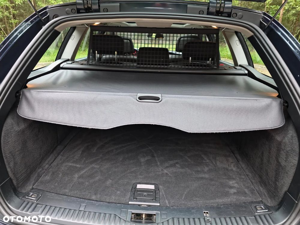 BMW Seria 5 525d Edition Sport - 21