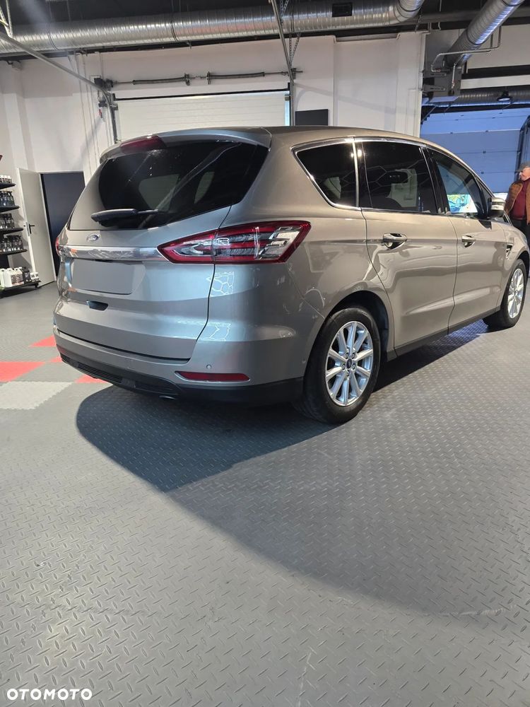Ford S-Max 2.0 TDCi Titanium PowerShift - 31