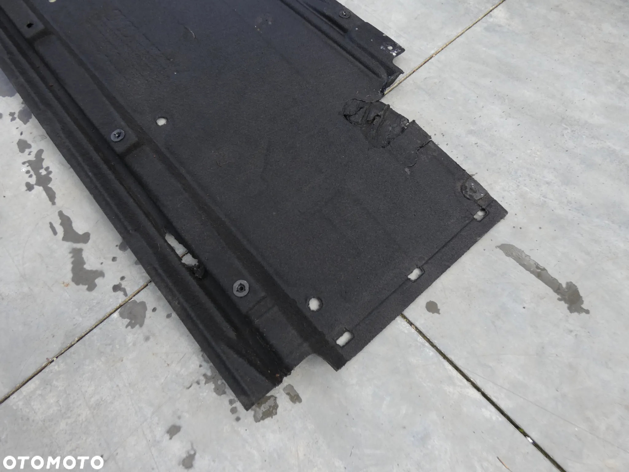 AUDI A4 B8 LIFT OSŁONA PODWOZIA PŁYTA PODŁOGI PRAWA DOLNA 8K0825208H D94 - 8