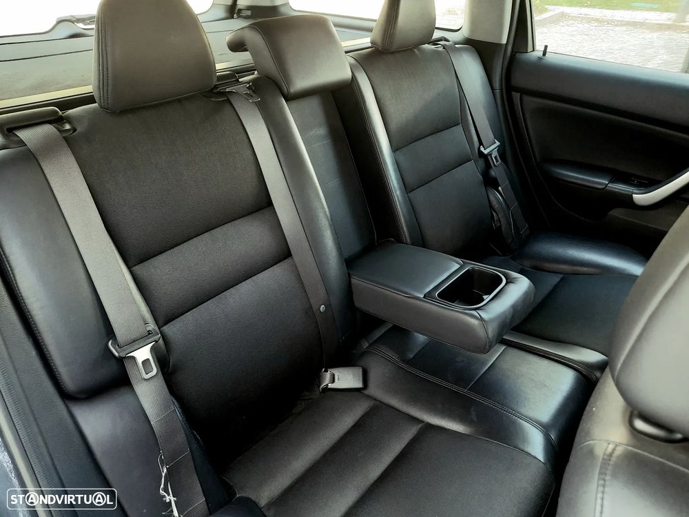 Honda Accord Tourer 2.2 i-CTDi Executive - 8