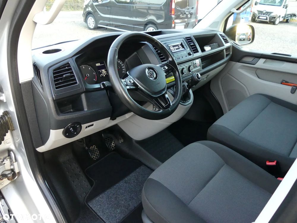 Volkswagen Transporter Caravelle Lang Comfortline - 7