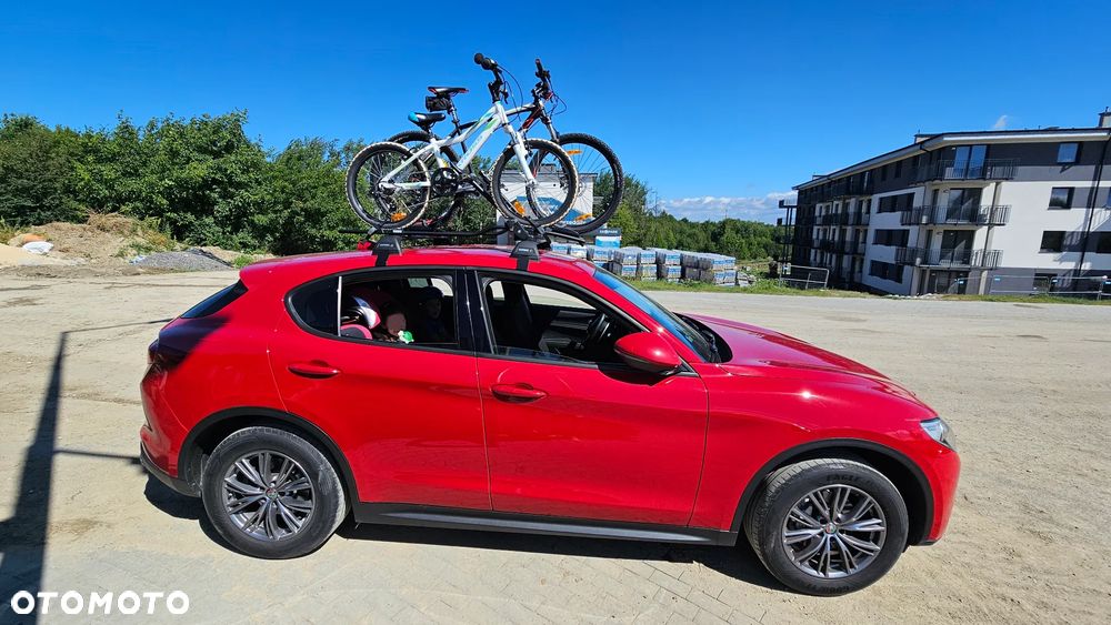 Alfa Romeo Stelvio - 10