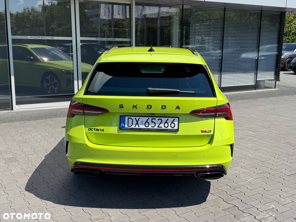 Skoda Octavia 2.0 TSI RS DSG - 10