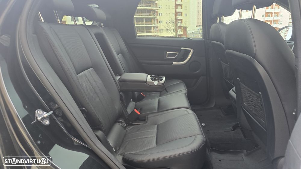 Land Rover Discovery Sport 2.0 eD4 HSE Luxury - 25