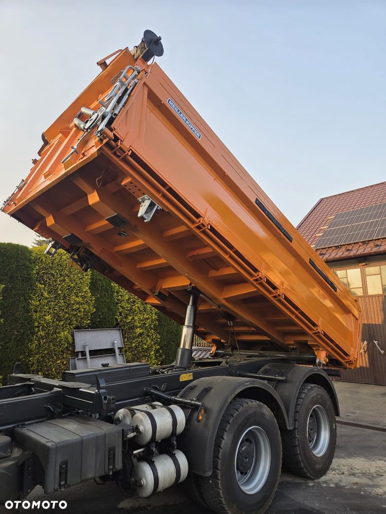 Iveco TRAKKER - 5