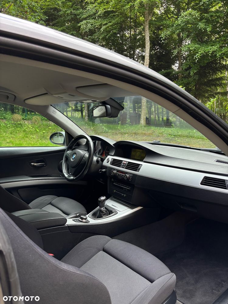 BMW Seria 3 320d - 12