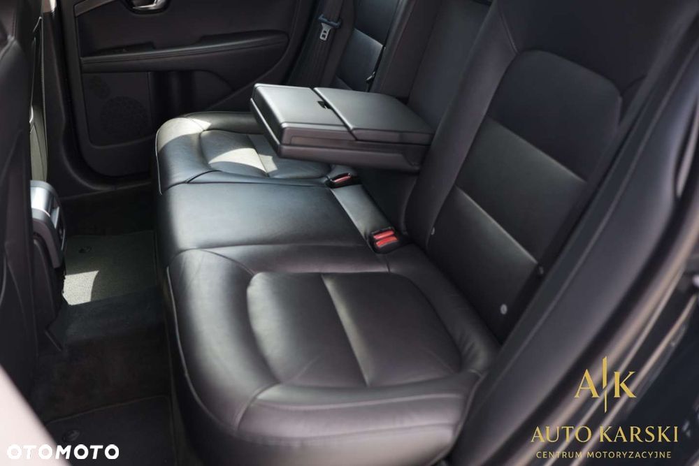 Volvo V70 - 32