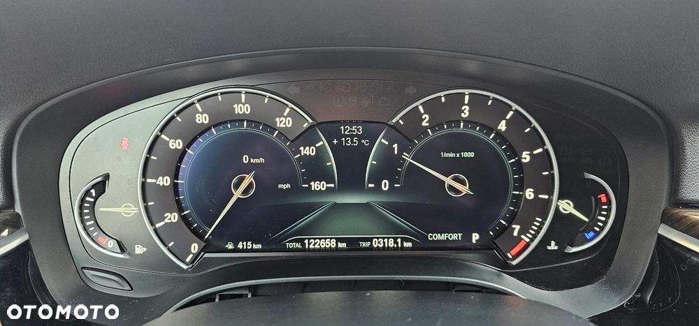 BMW Seria 5 530i Sport Line - 15