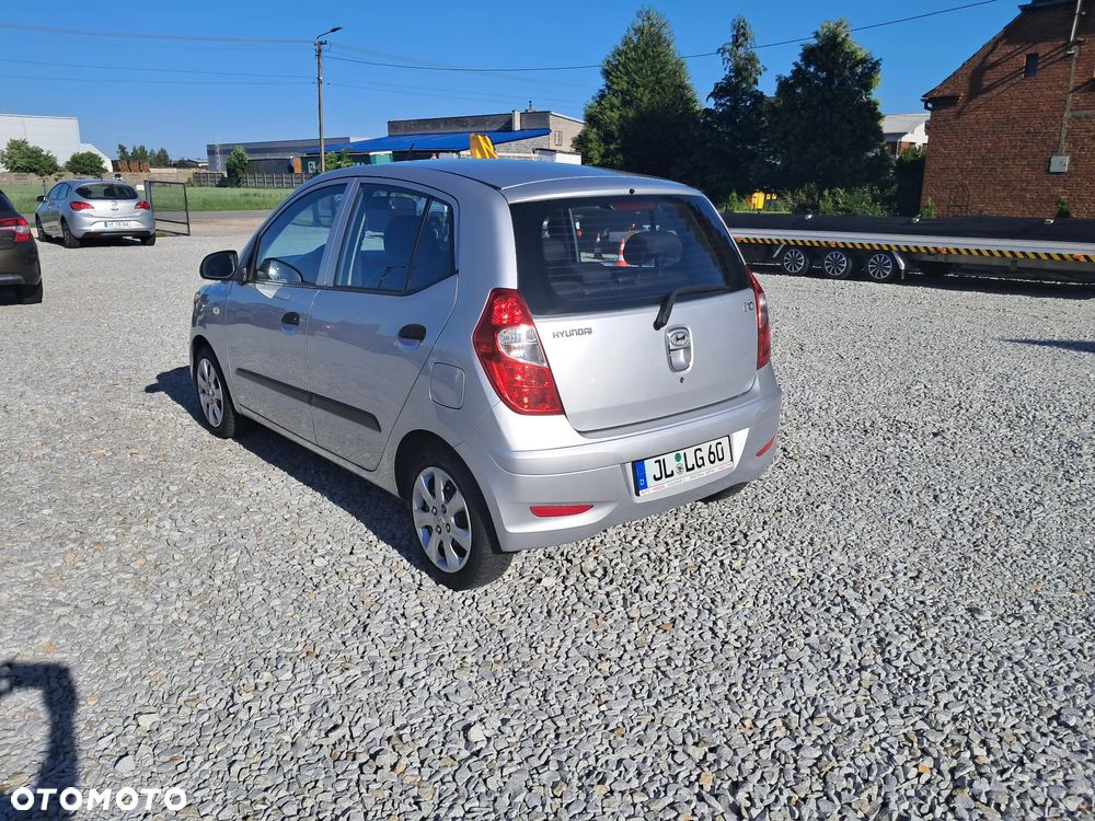 Hyundai i10 1.1 FIFA WM Edition - 5