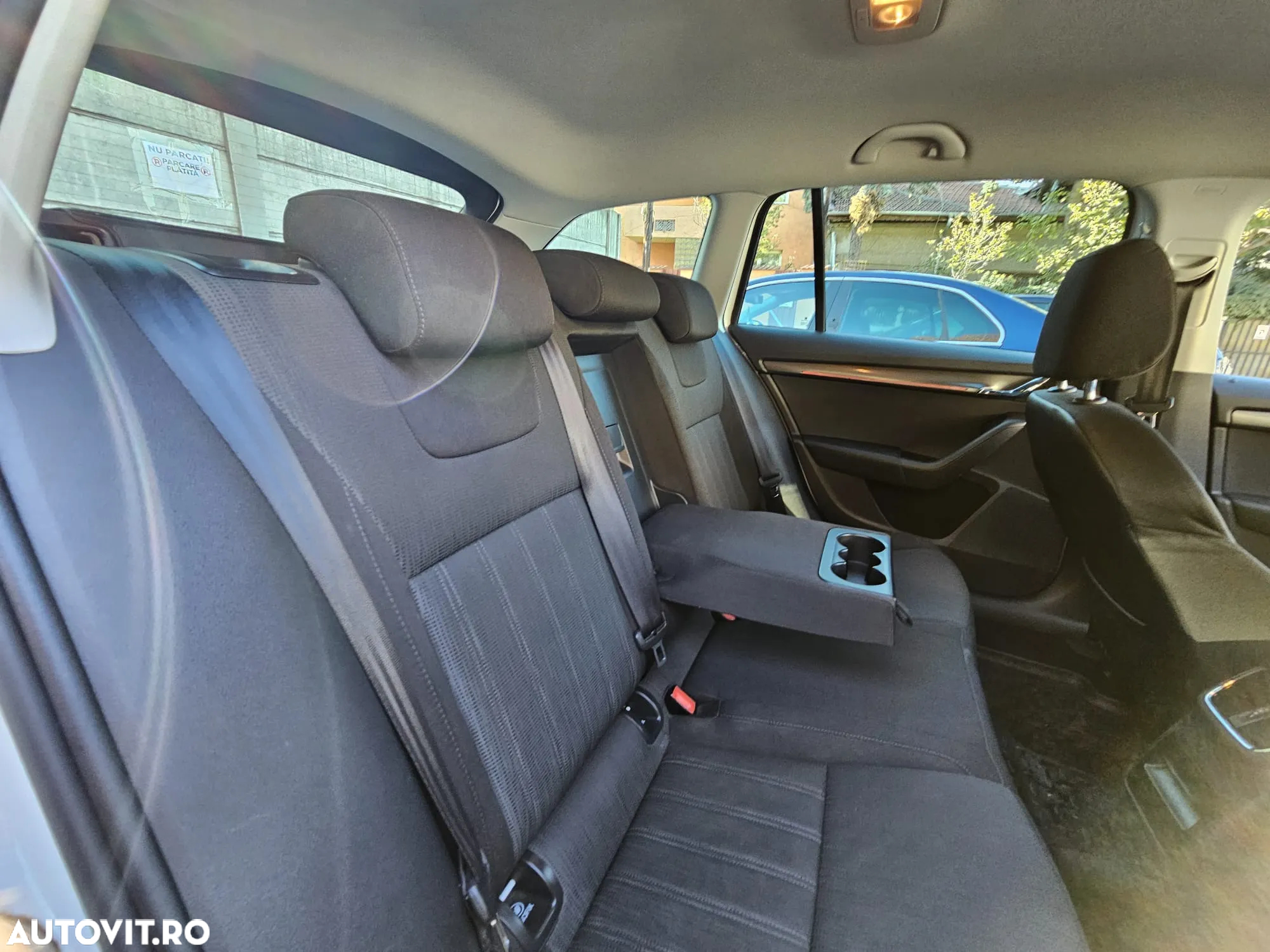 Skoda Octavia Combi Diesel 1.6 TDI DSG Style - 16