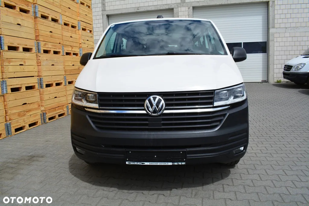 Volkswagen Transporter Kombi T6.1 TDI L2H1 - 12