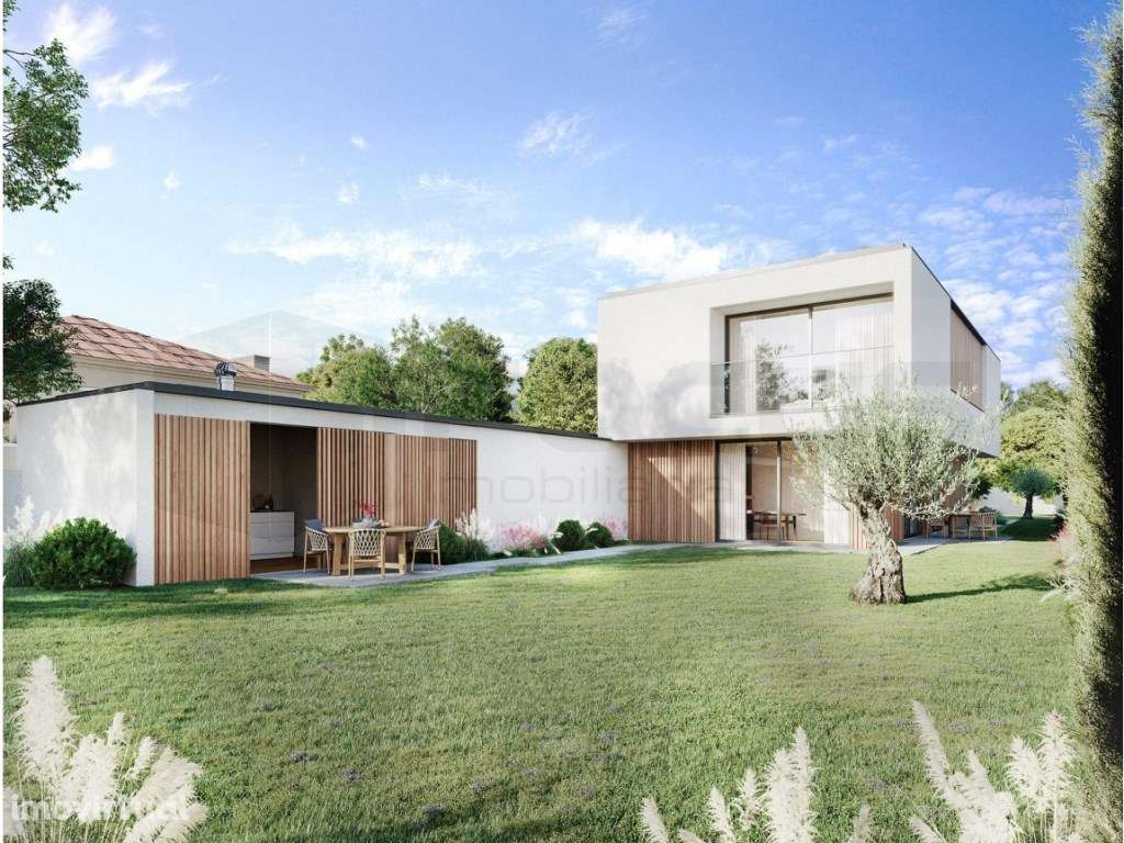 Magnifica Moradia com piscina na Cidade - Aveiro - Grande imagem: 2/13