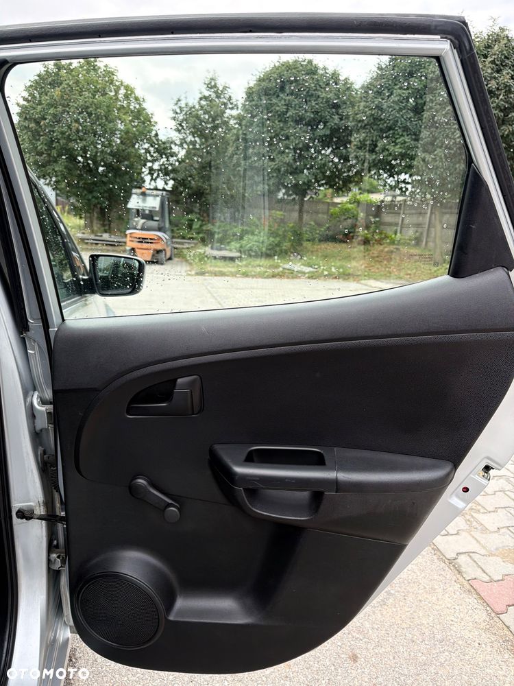 Kia Venga 1.4 L - 16