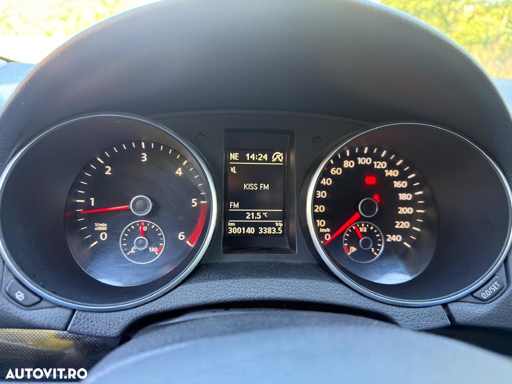 Volkswagen Golf - 13