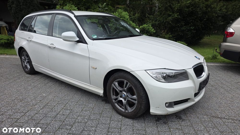 BMW Seria 3 318d DPF Edition Lifestyle - 1
