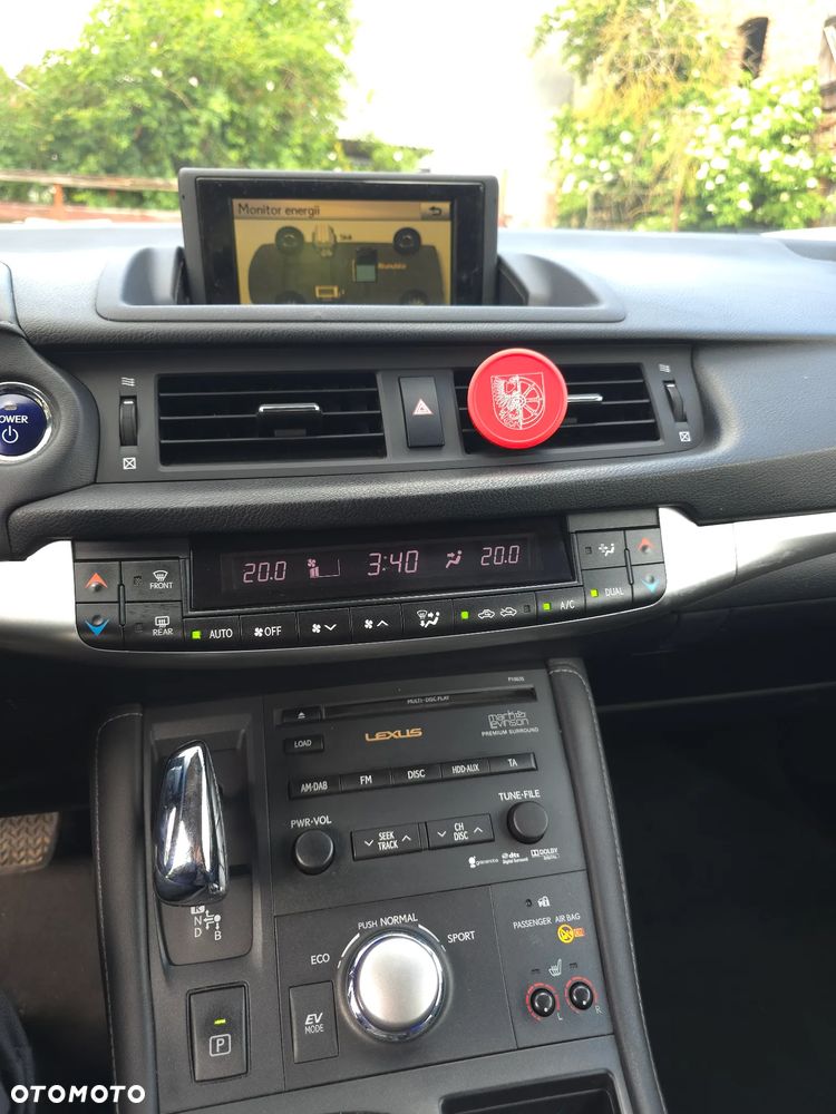 Lexus CT 200h Prestige - 12