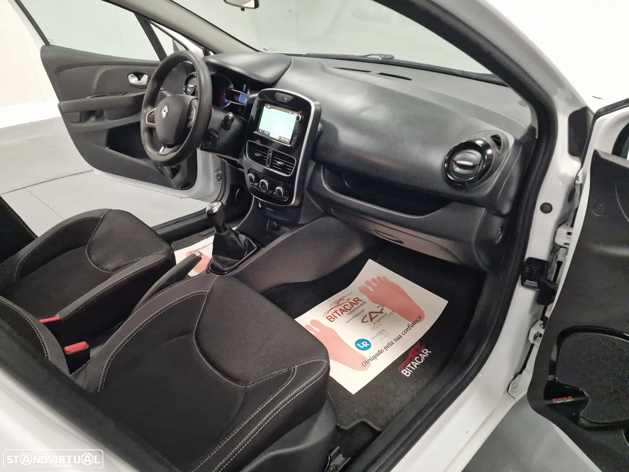 Renault CLIO SOCIETE 1.5DCI 90CV ZEN GPS IVA DEDUTIVEL - 40