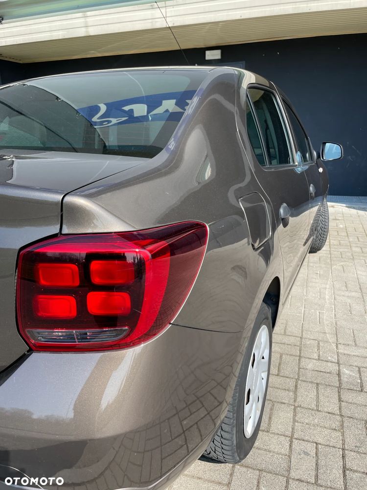 Dacia Logan 1.2 16V Laureate - 19