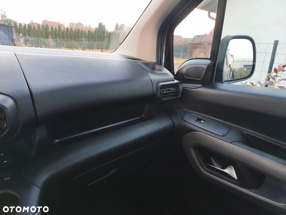 Toyota Proace City Verso 1.5 D-4D Family - 14