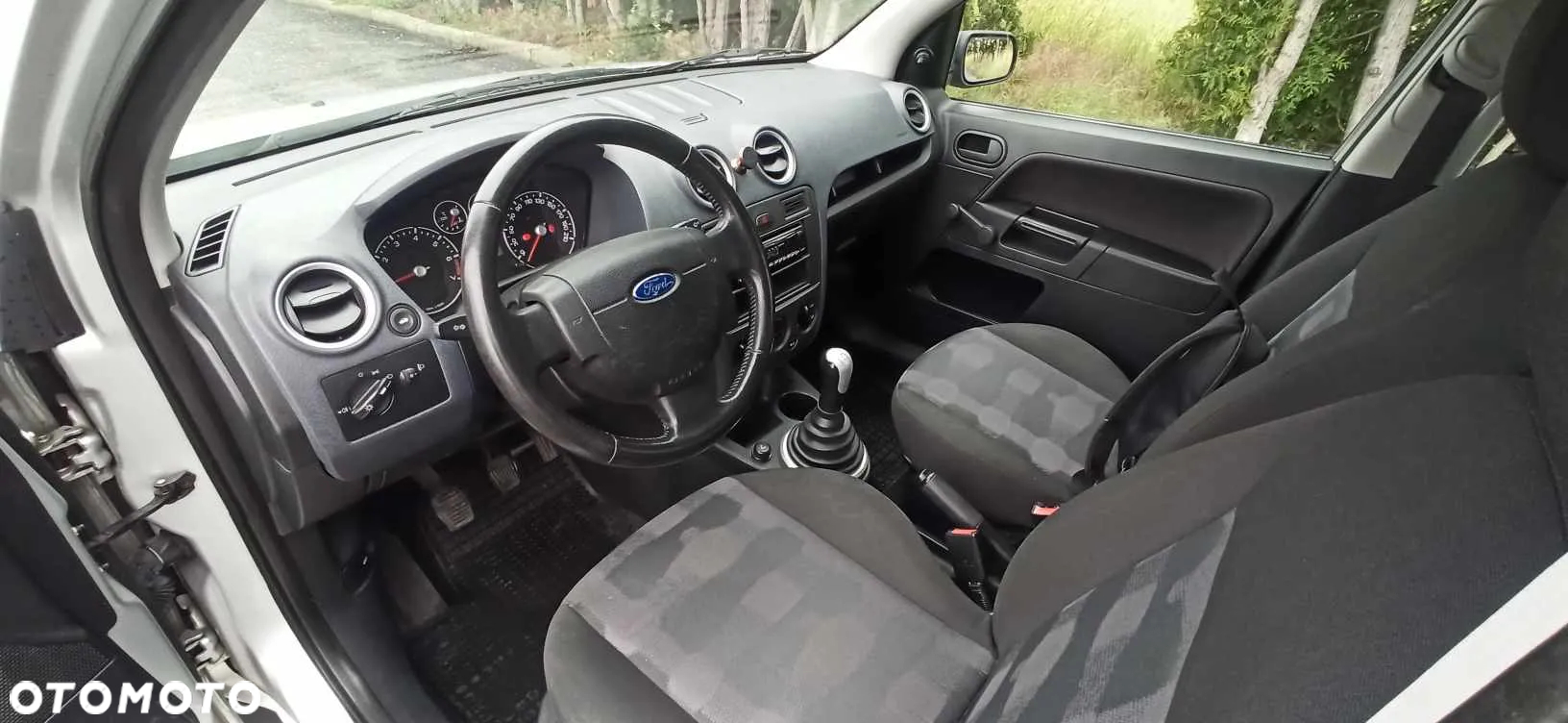 Ford Fusion 1.4 Ambiente - 9