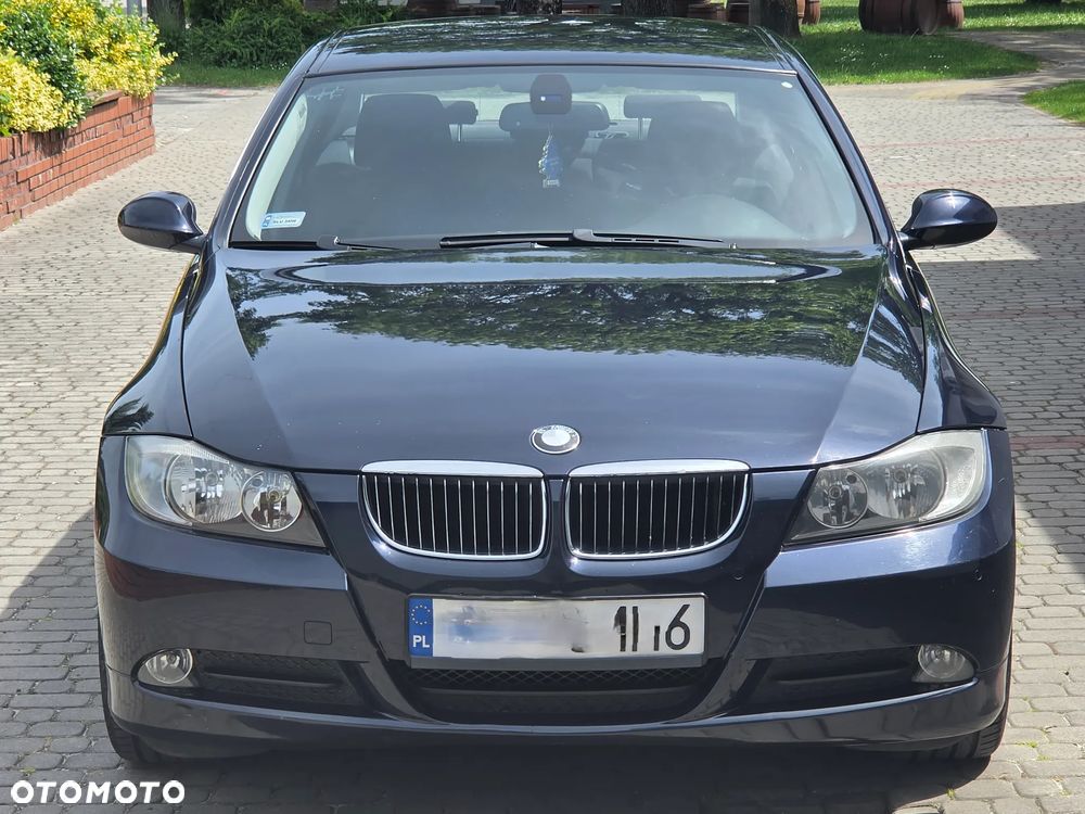 BMW Seria 3 318i Edition Sport - 3