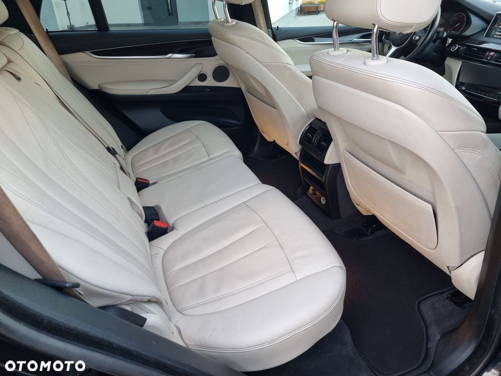 BMW X5 xDrive25d - 13