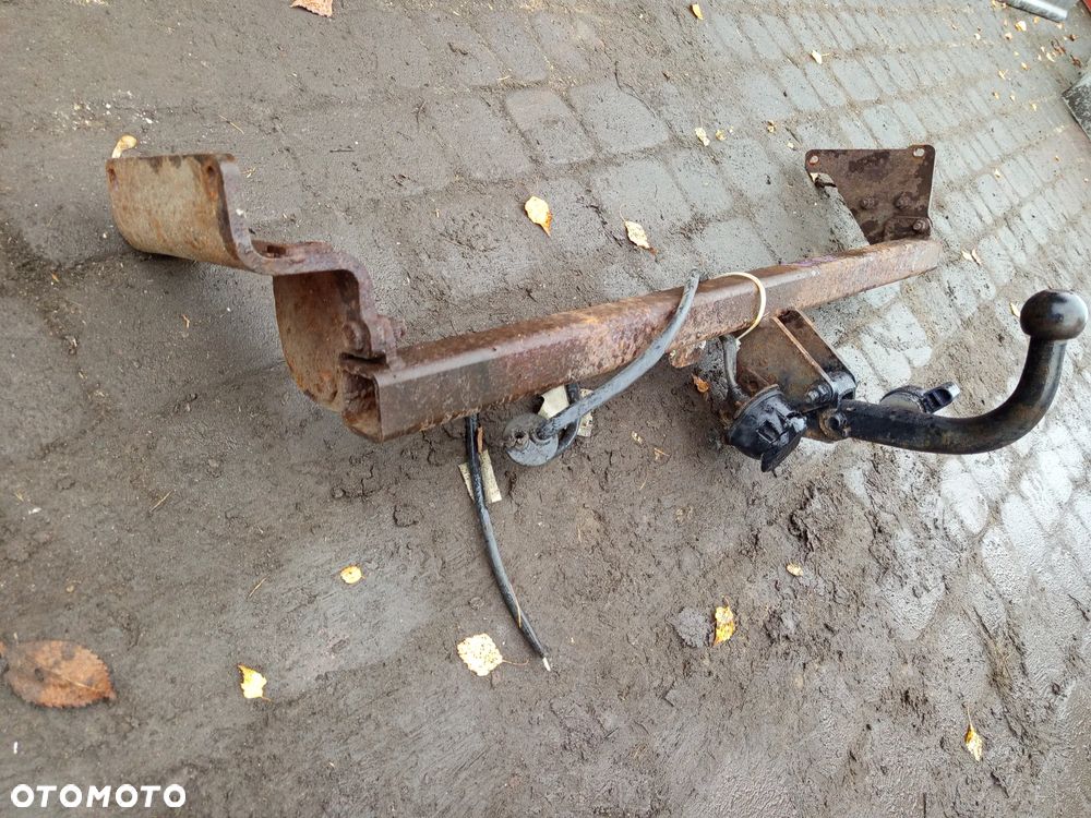 HAK HOLOWNICZY NISSAN QASHQAI 07-13 - 5