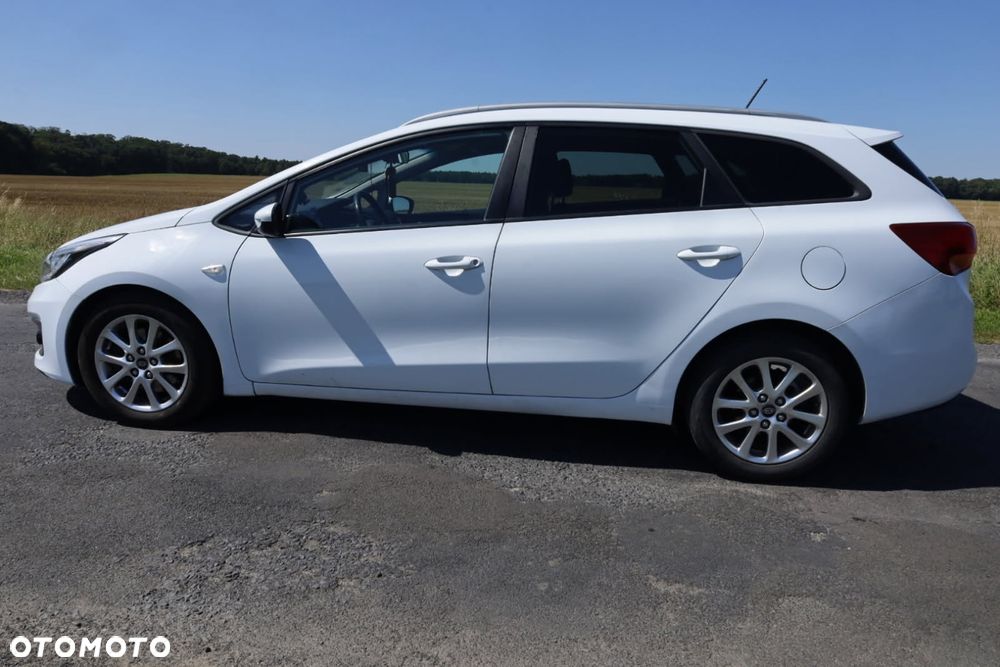 Kia Ceed - 15