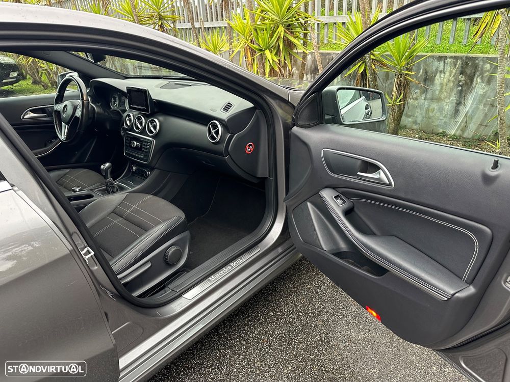 Mercedes-Benz A 180 CDI (BlueEFFICIENCY) Urban - 11