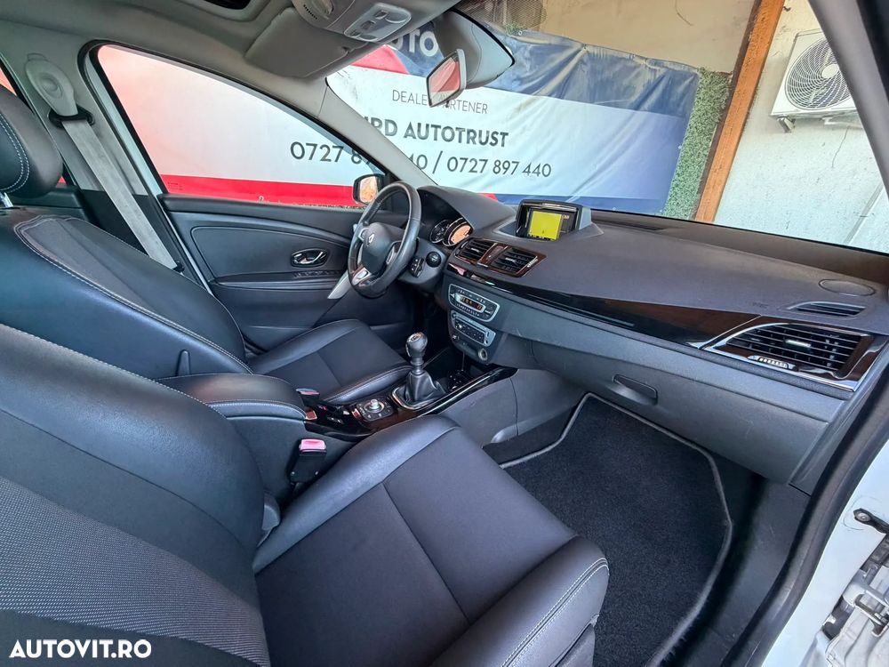 Renault Megane ENERGY dCi 110 Start & Stop Bose Edition - 16