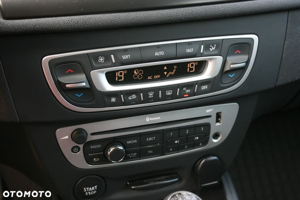Renault Megane 1.6 16V 110 Paris - 29