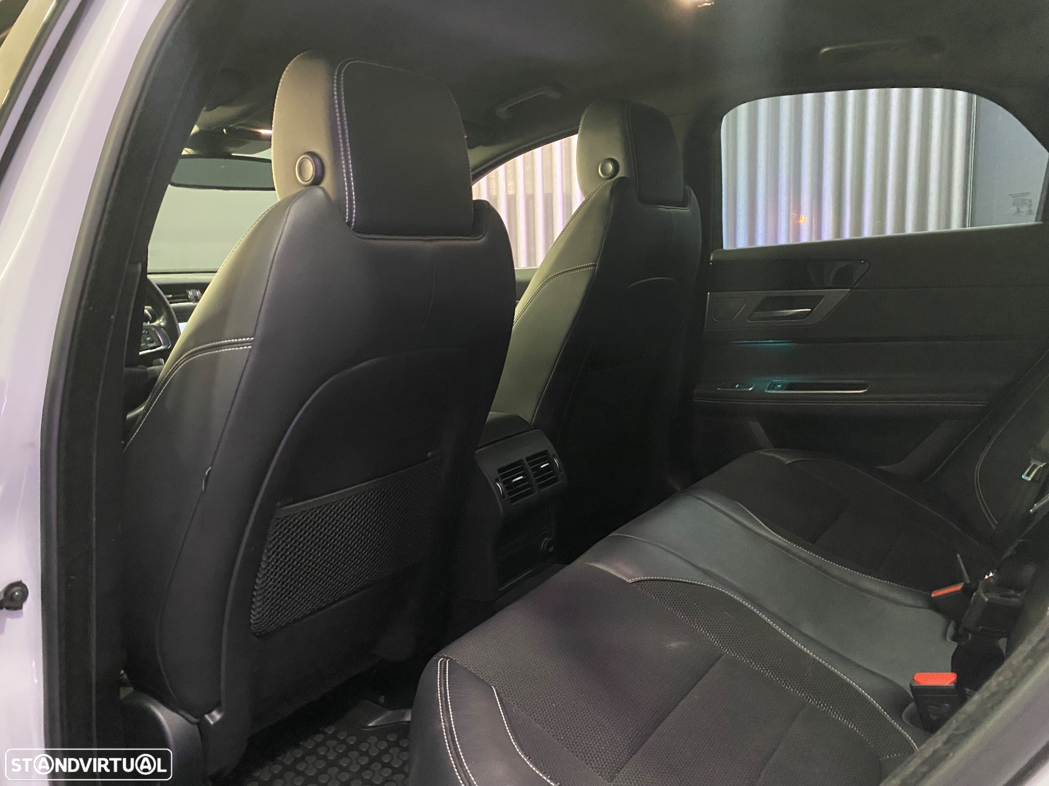 Jaguar XF 20d Aut. R-Sport - 34
