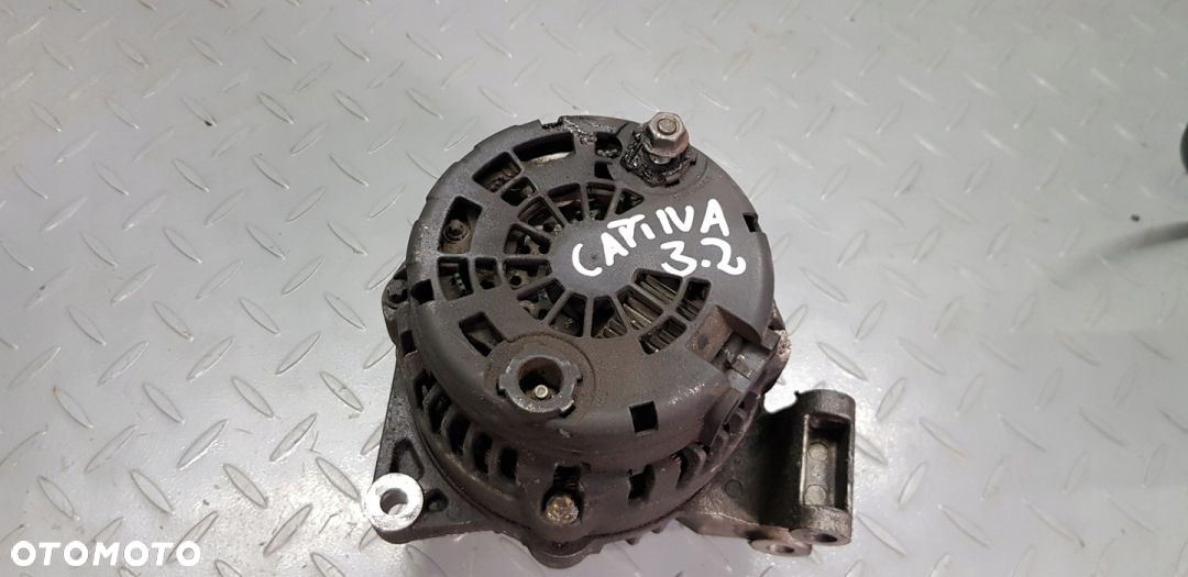 Chevrolet Captiva 3.2 Alternator - 2