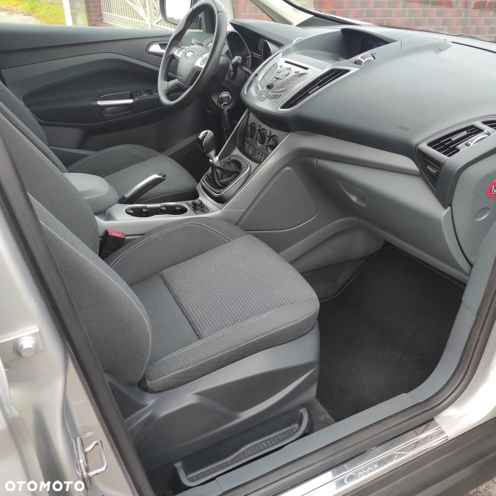 Ford C-MAX - 17