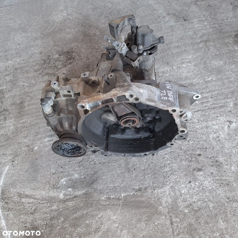 SKRZYNIA BIEGOW VOLVAGEN NEW BEETLE CADDY GOLF TLE - 4