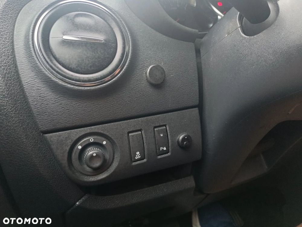 Dacia Dokker 1.5 Blue dCi Laureate - 25