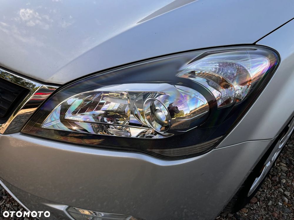 Kia Ceed 1.4 Comfort + - 32