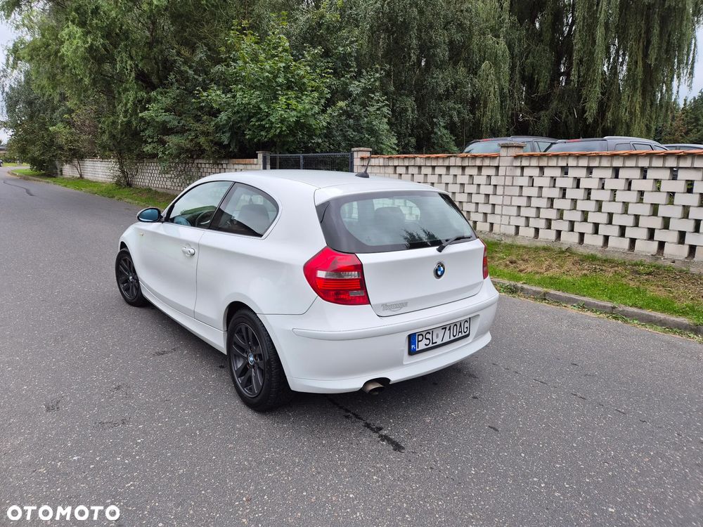 BMW Seria 1 118d Sport Line - 7
