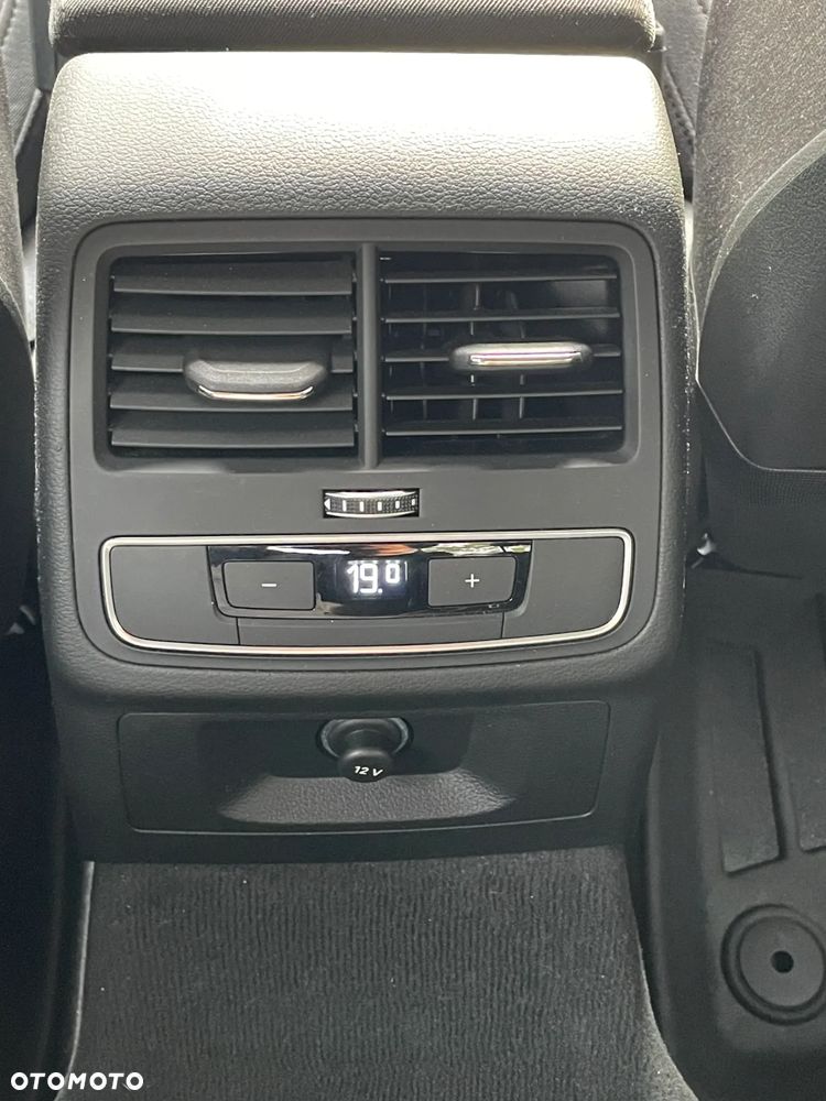 Audi A4 Limousine - 7