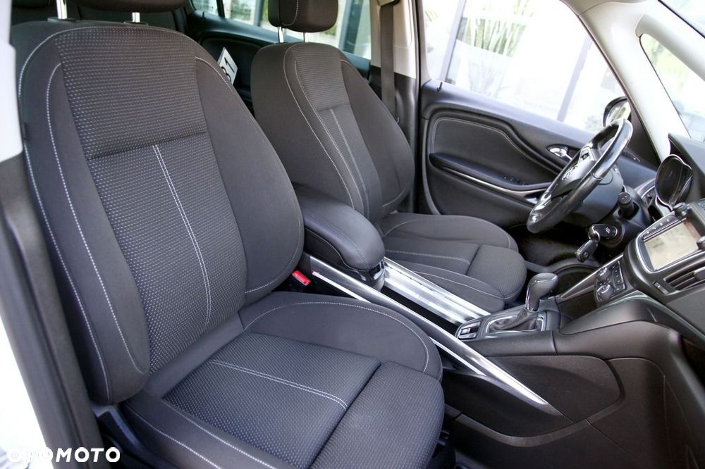 Opel Zafira 2.0 CDTI Plus - 16