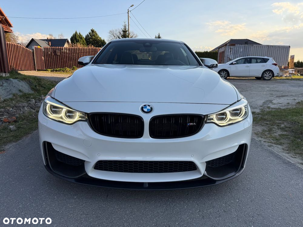 BMW M4 Coupe DKG - 2